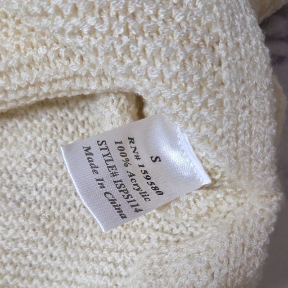 Living My Best Style X Pink Lily Cream V-neck Sweater - Picture 5 of 7